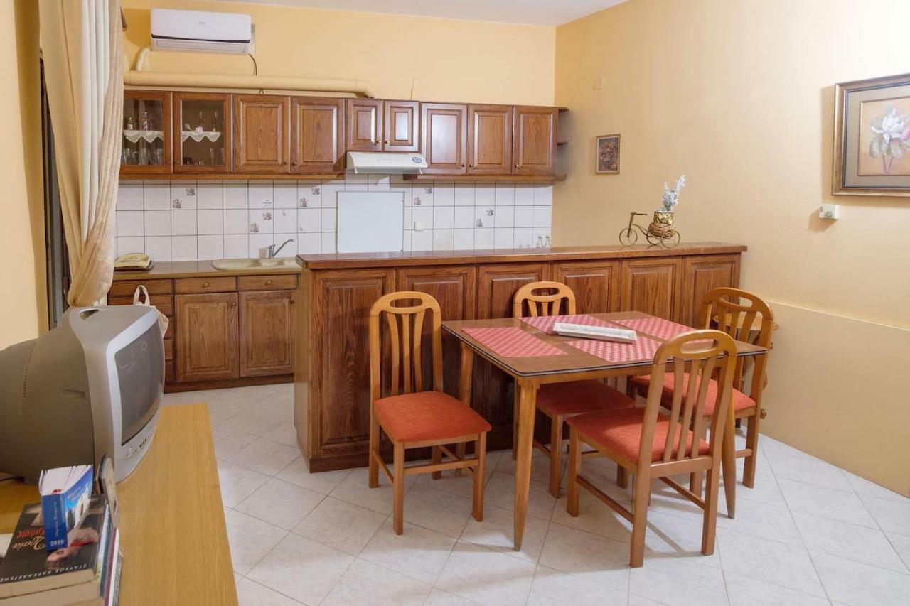 Traditional Apartment In Corfu Next To The Center Екстер'єр фото